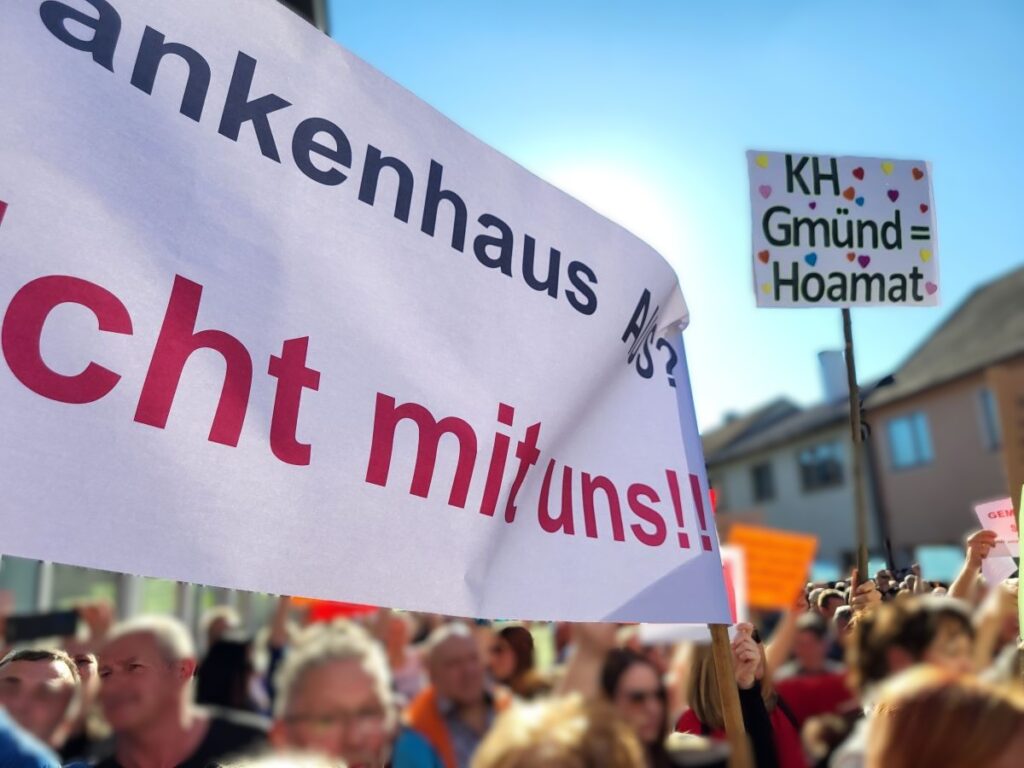 Demo gegen die Schließung des LK Gmünd